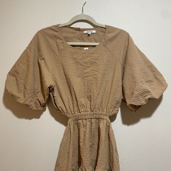NEW Madewell Size M Seersucker Puff Sleeve Cutout Mini Dress Tan Button Back - Picture 3 of 14